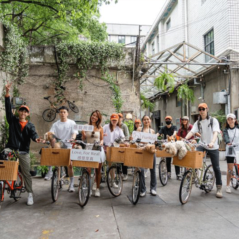 Shanghai Pet Community Cycles into Spring!